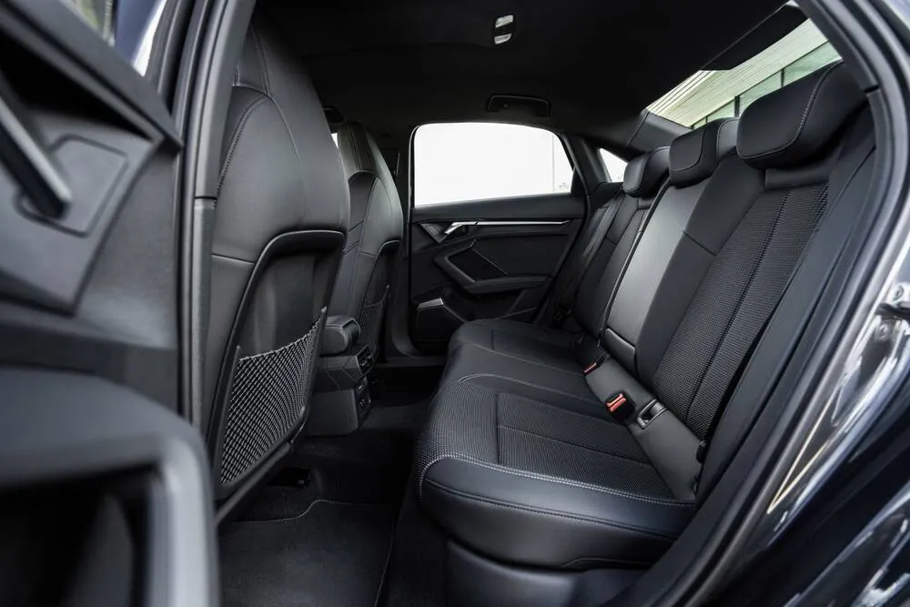 Audi A3 35 TFSI tronic 2