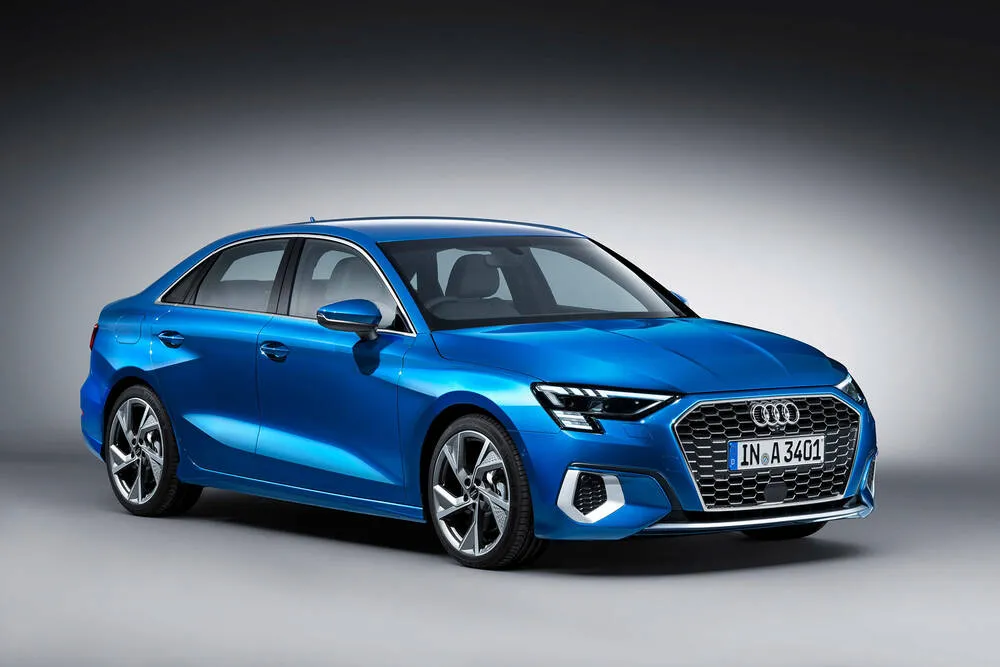 Audi A3 35 TFSI tronic 3