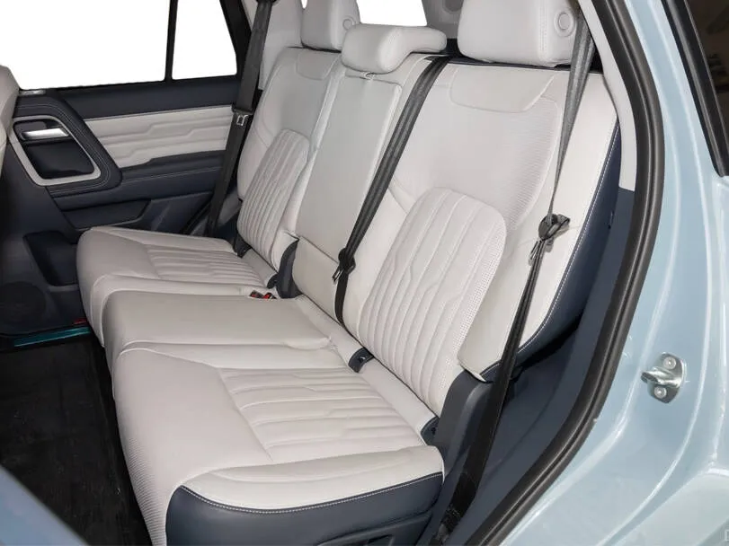 BAIC BJ60 BJ60 Flagship 7 Seats 2