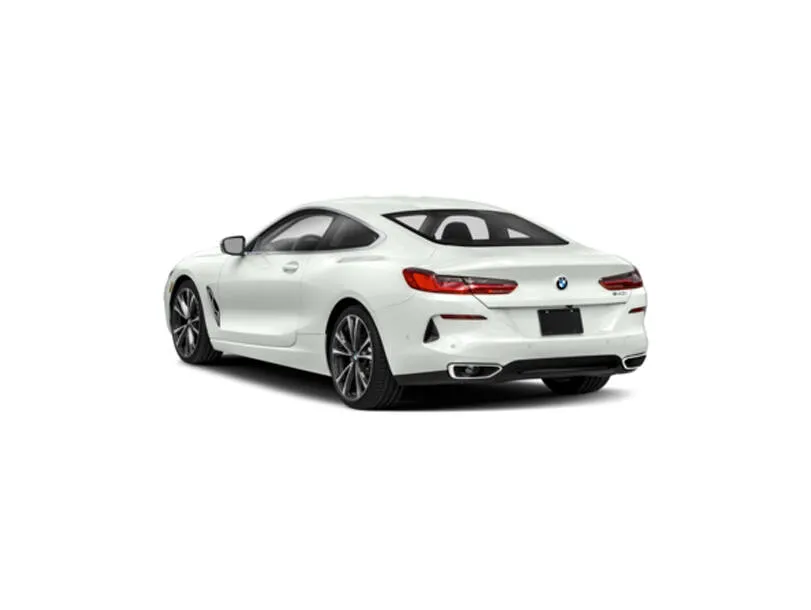 BMW 8 Series M840i Gran Coupe 6