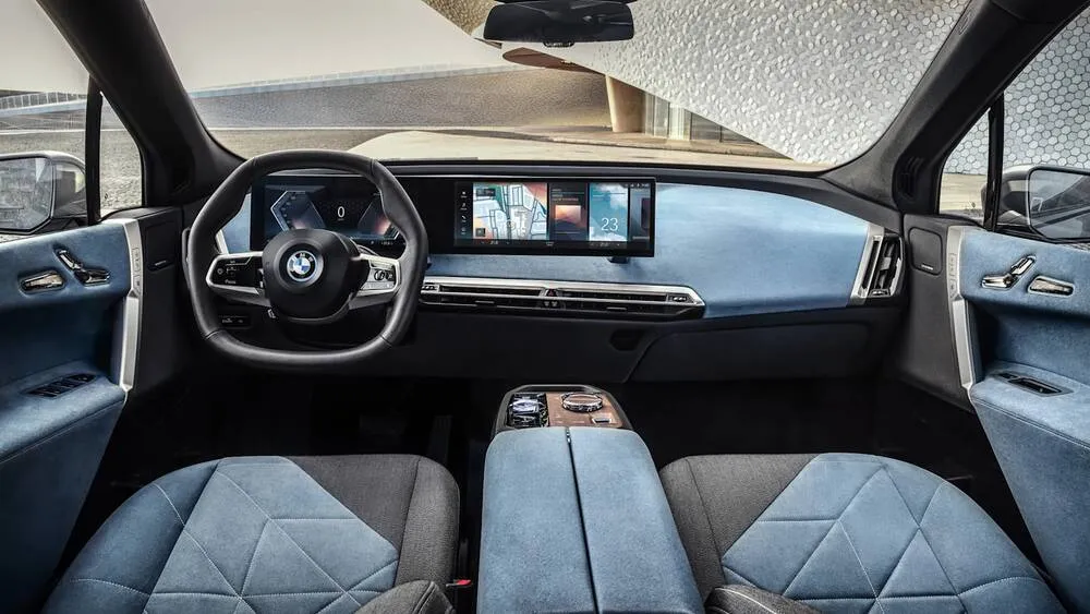 BMW iX xDrive40 2