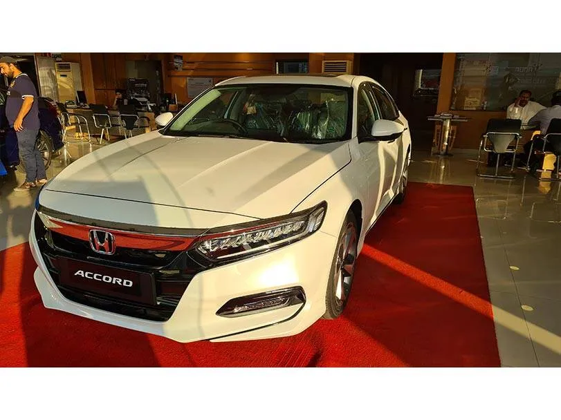 Honda Accord VTEC Turbo 3