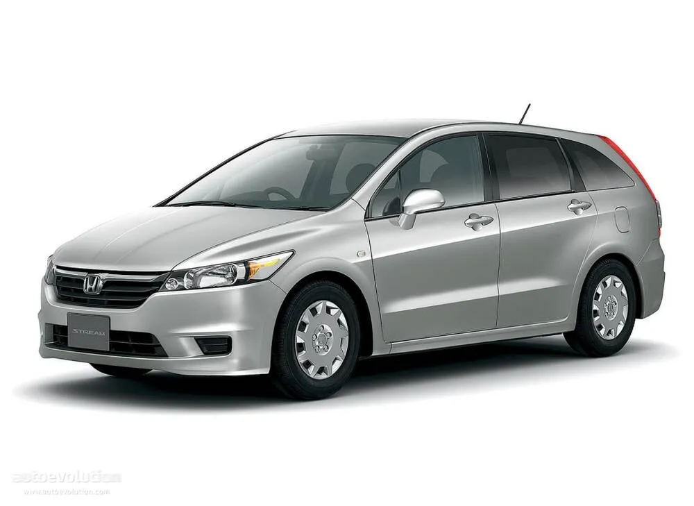 Honda Stream 1.8 RSZ 4
