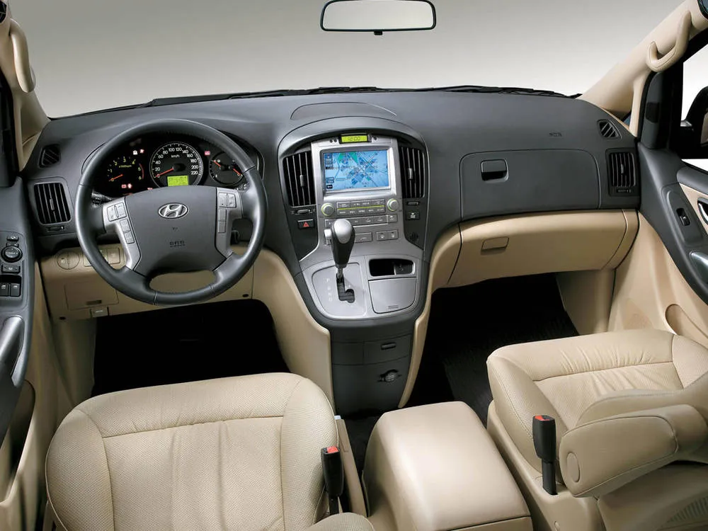 Hyundai Grand Starex GL 2