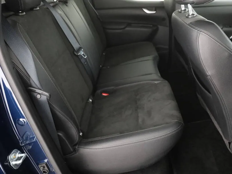 Mercedes Benz X Class X250d Progressive 5
