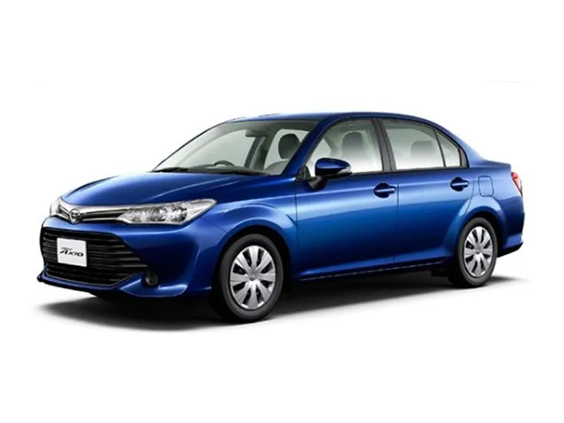 Toyota Corolla Axio Hybrid 1.5 4