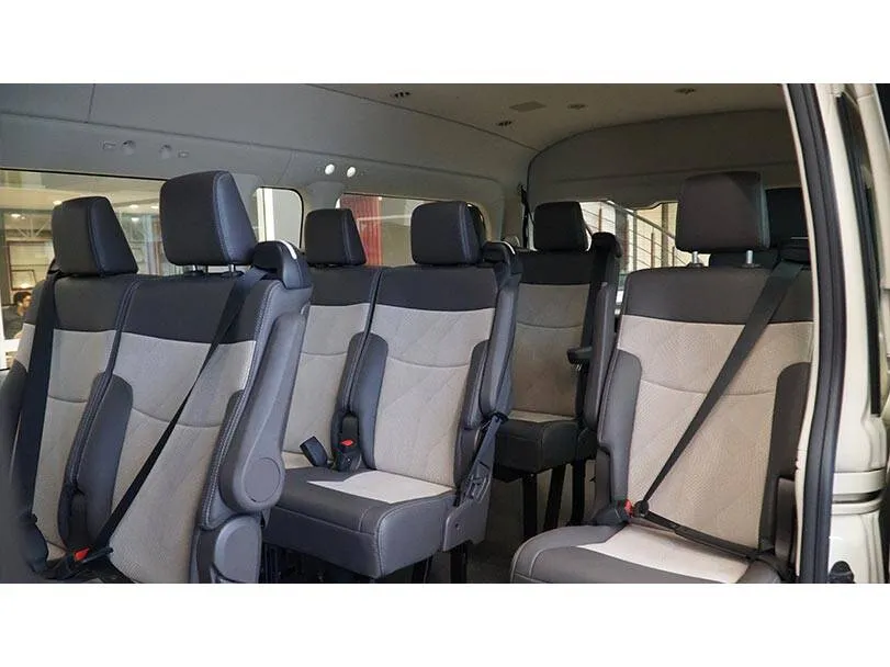 Toyota Hiace Standard Roof 2