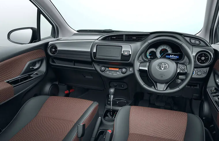 Toyota Vitz 2011